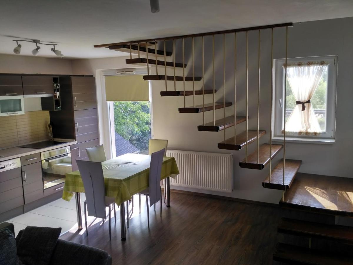 Family Holiday Apartman Nyíregyháza Dış mekan fotoğraf